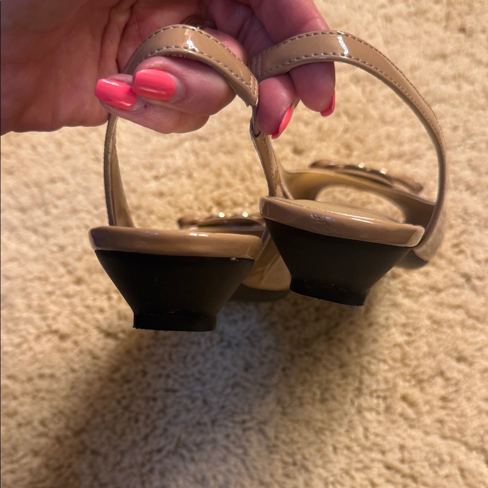 Anne Klein iflex Tan Peep-Toe Slingback Heels with gold accents - Picture 8 of 8